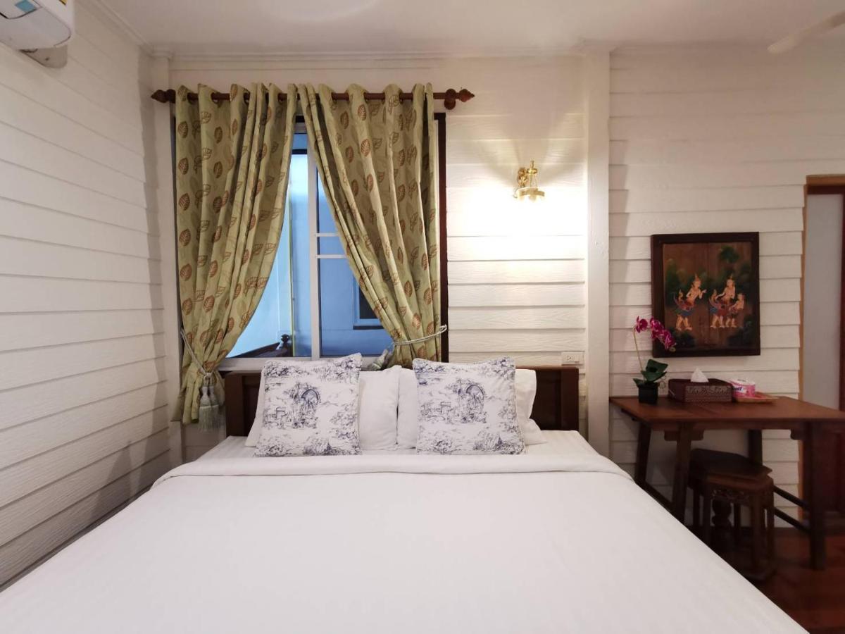 Tavee Guesthouse Bangkok Exteriör bild